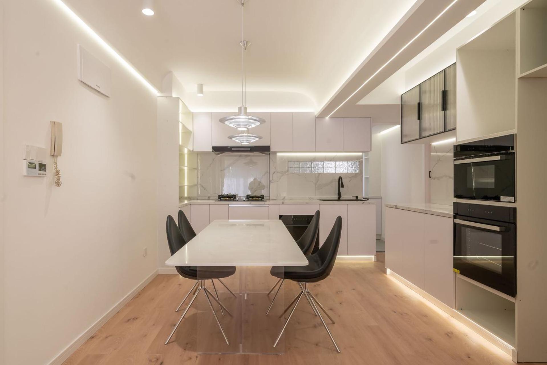 Molly - Nanjing East Road The Bund 3-bedroom With Elevator * Shanghai