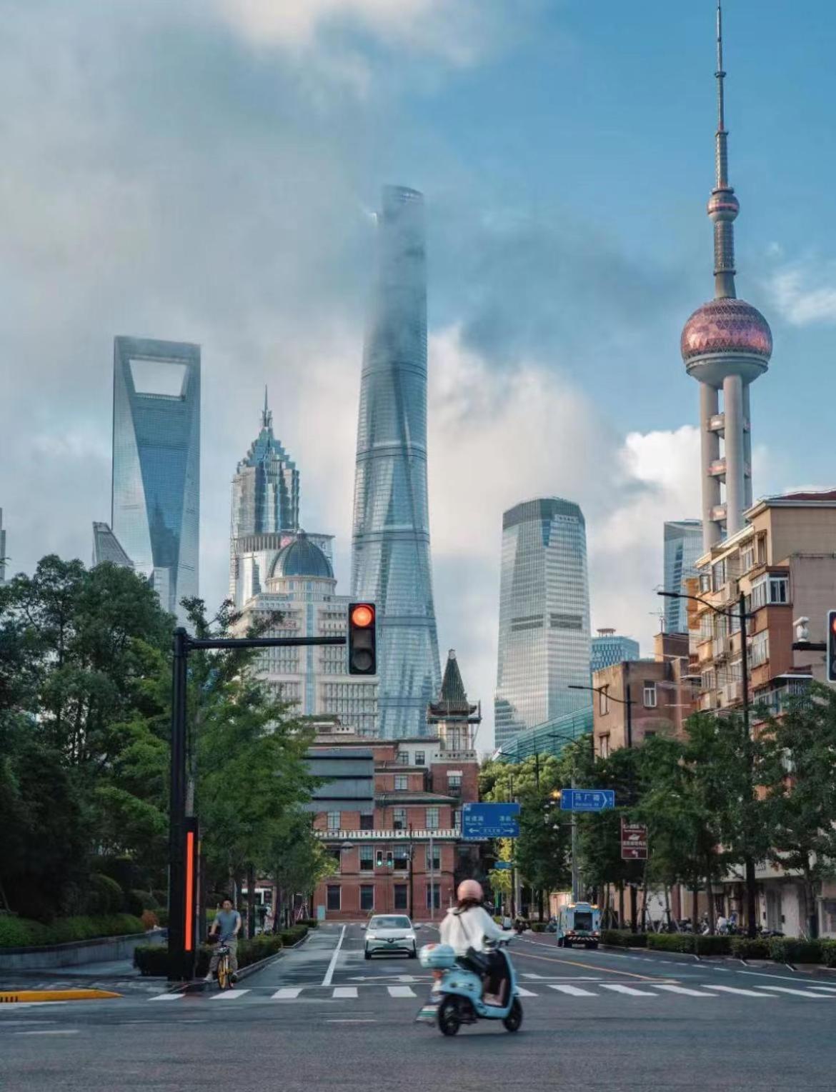 Molly - Nanjing East Road The Bund 3-bedroom With Elevator Apartment Shanghai