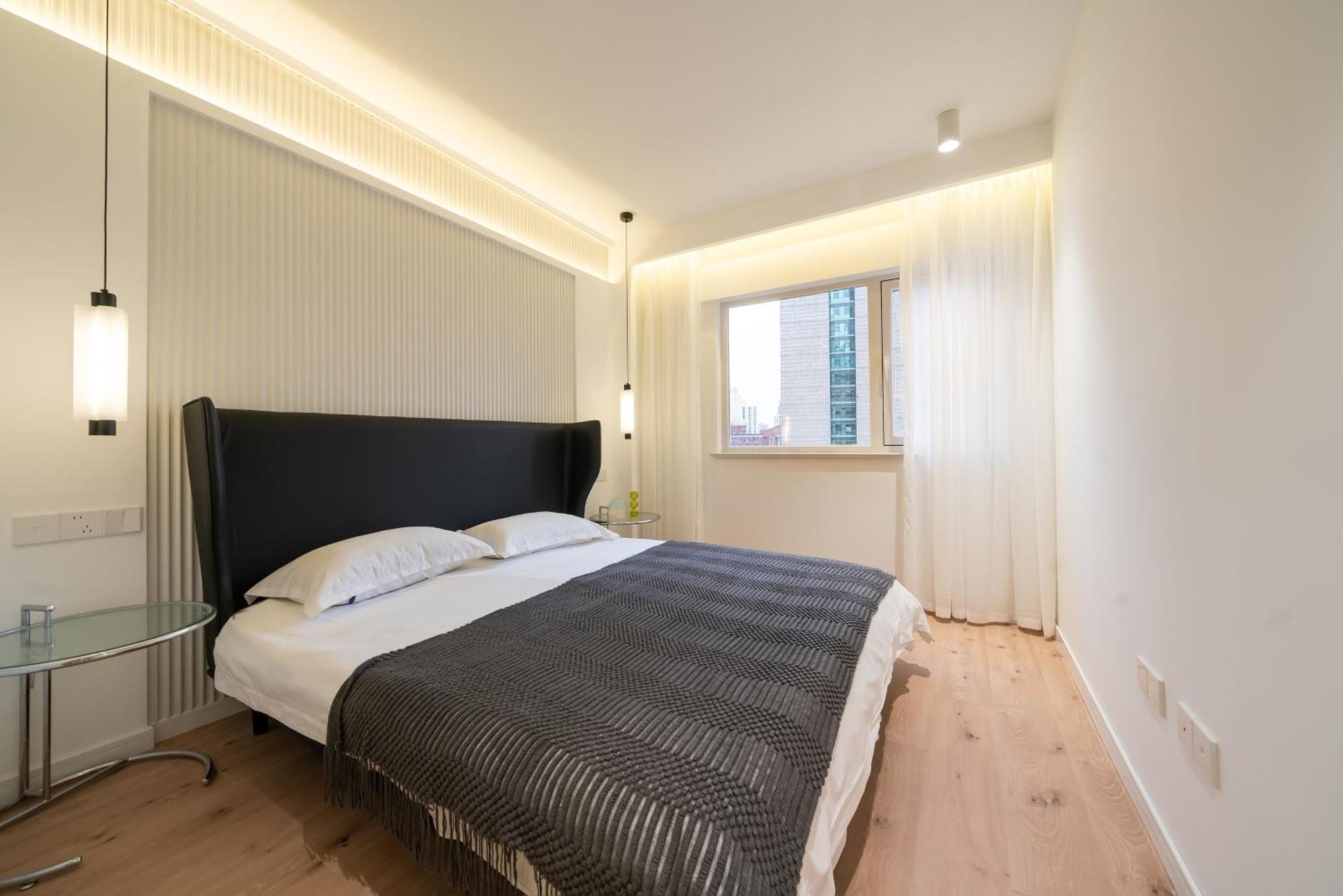Apartment Molly - Nanjing East Road The Bund 3-bedroom With Elevator *