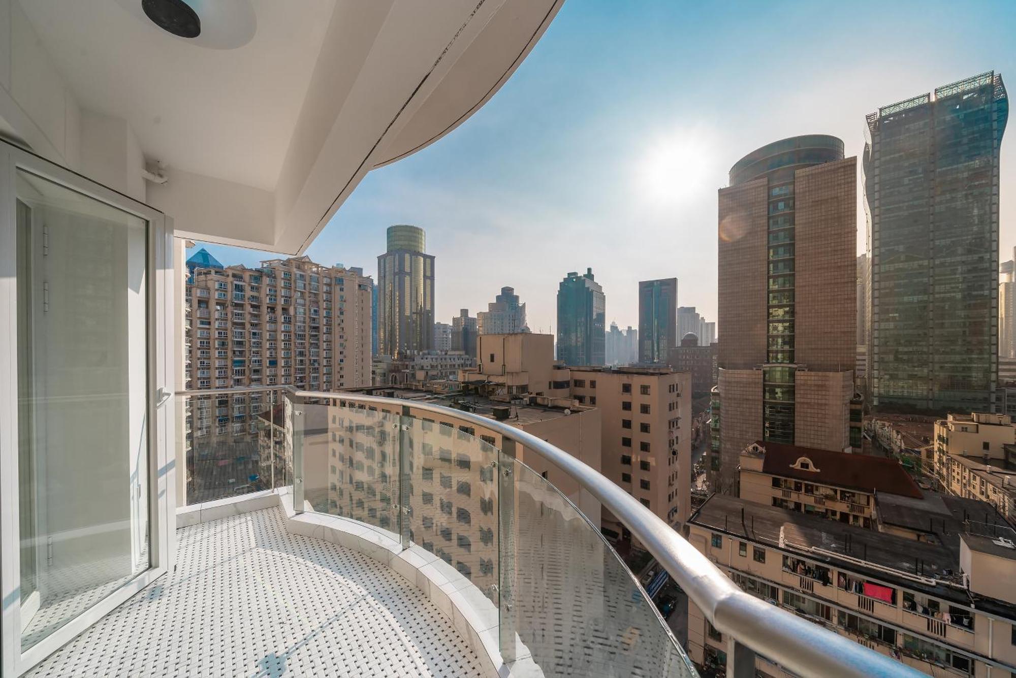 Molly - Nanjing East Road The Bund 3-bedroom With Elevator Apartment Shanghai