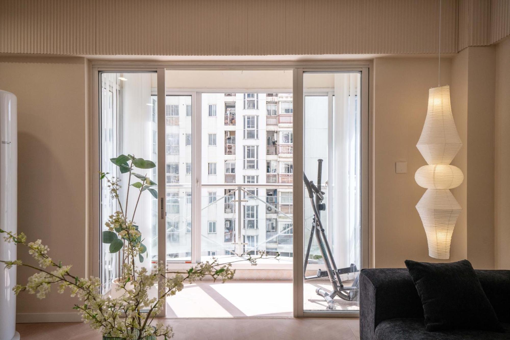 Apartment Molly - Nanjing East Road The Bund 3-bedroom With Elevator *